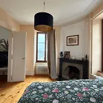 Luxury Lakeview *