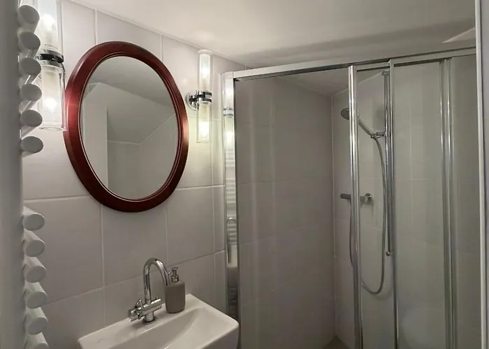 Willa Luxury Lakeview *